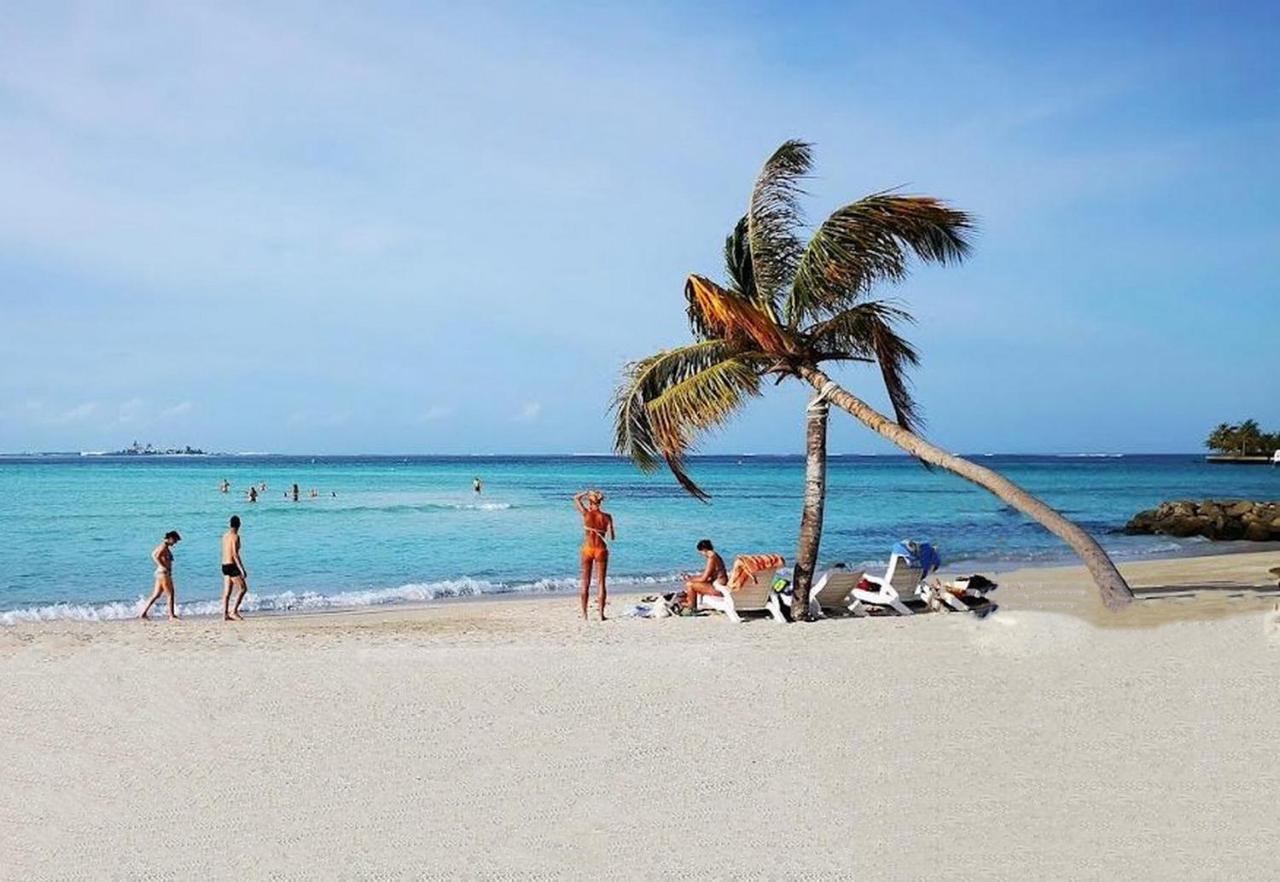 Adroit Beach Inn Guraidhoo  Εξωτερικό φωτογραφία